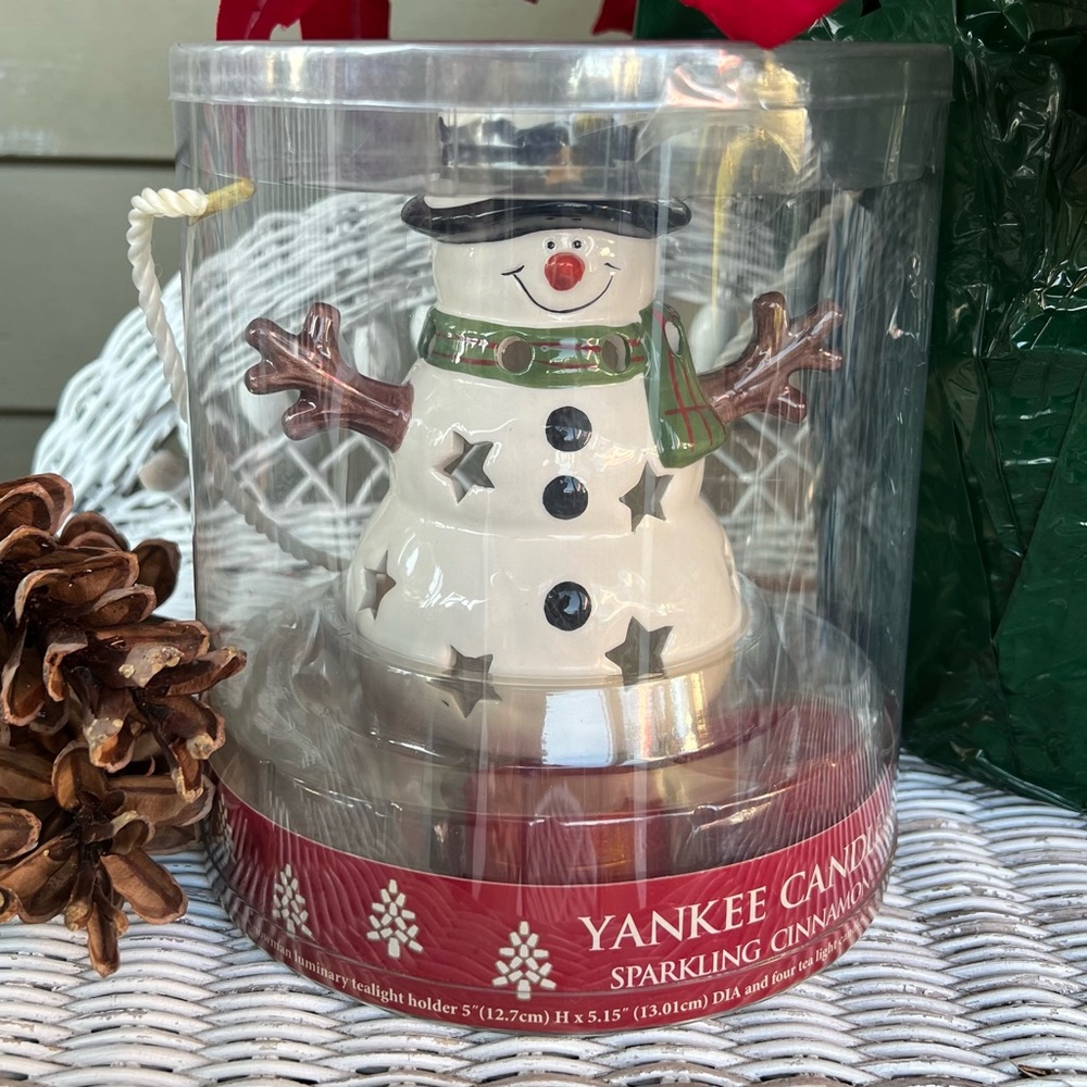Snowman Yankee Candle Votive Burner Sparkling Cinnamon Extra Illumination Cutout
